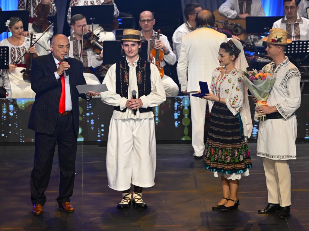 Premiul I – secțiunea vocală- Daniel Andrei Breban